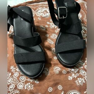 Torrid Elastic Chunky Lug Heel